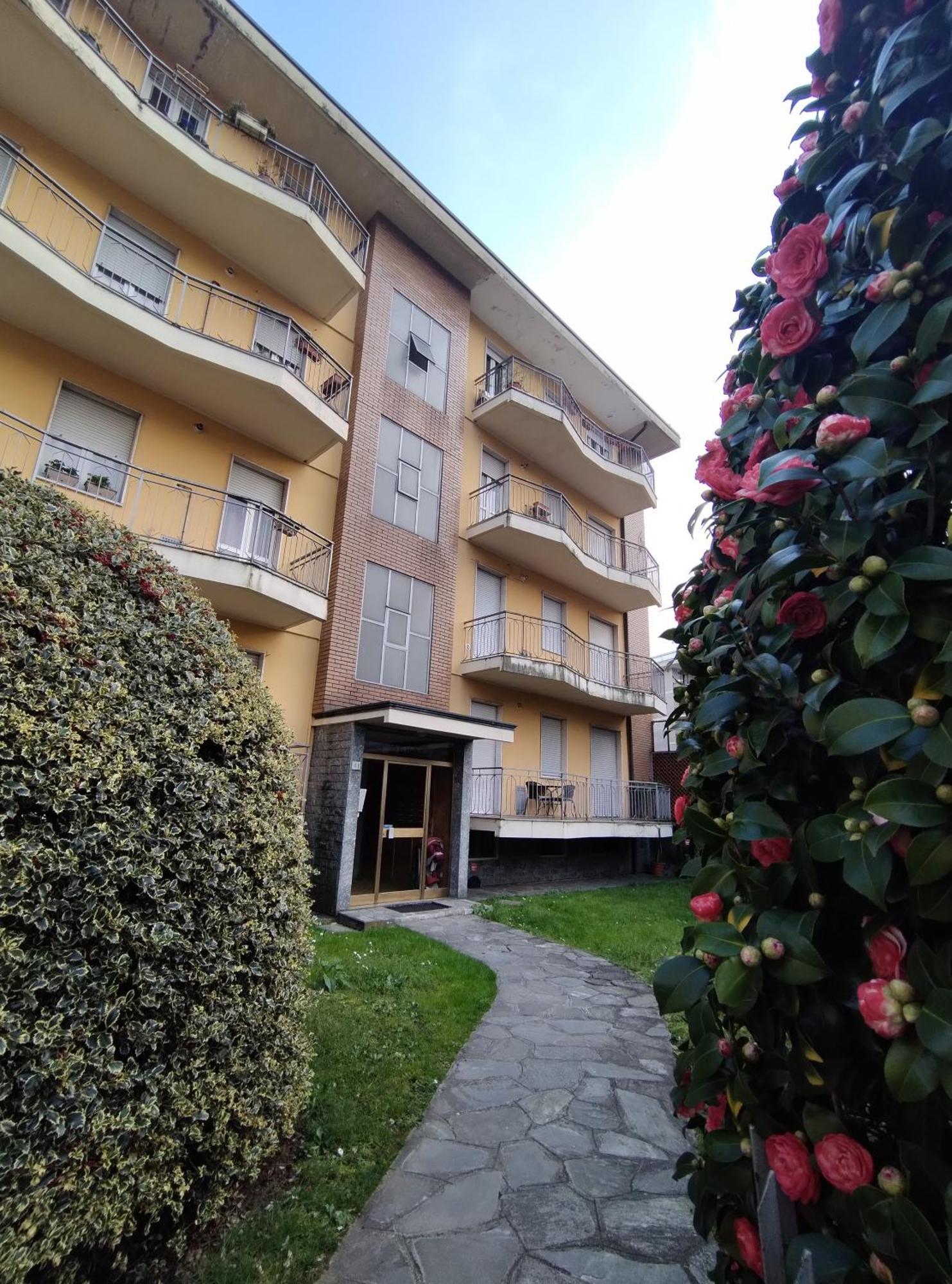 Apartment Casa Giulia Comfort, Relax & Private Parking Verbania